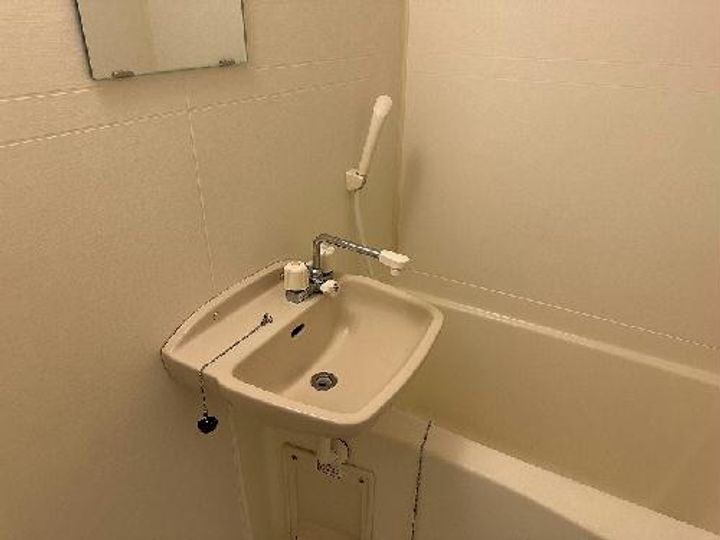 レオパレスわかばの風呂