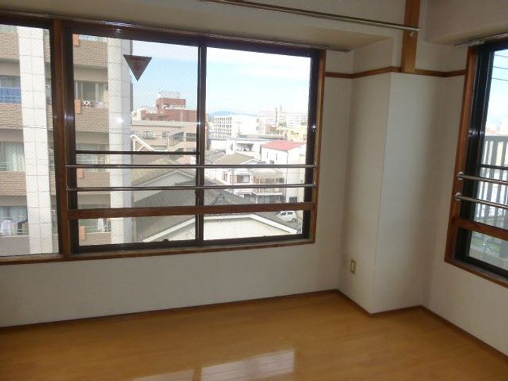 ベルメゾン真砂の居間