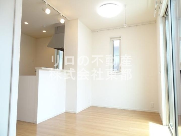 東京都小金井市本町1(アパート)の賃貸物件の居間