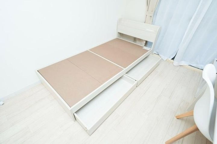 メゾン・ド・ラシーヌの居間