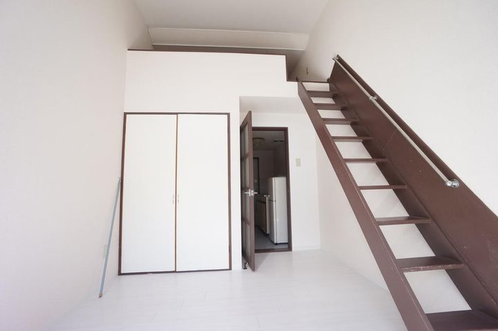 宮城県仙台市青葉区鷺ケ森1(アパート)の賃貸物件の居間