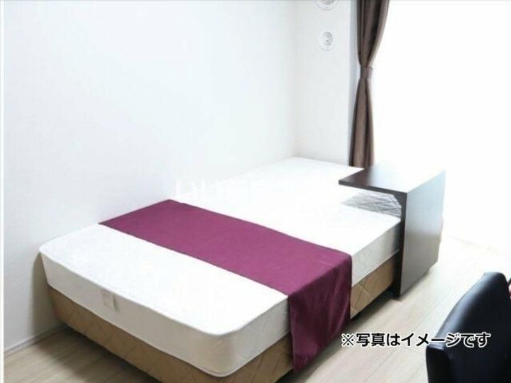 ル・リオン牛込柳町の居間