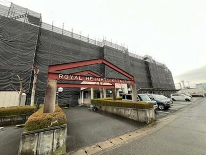 ロイヤルハイツ北島の地図