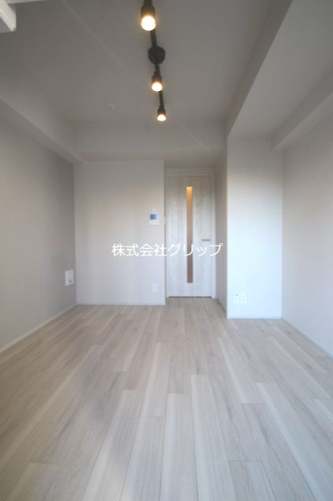 オープンブルーム横浜の居間