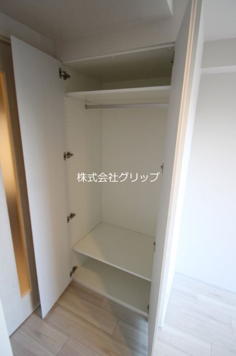 オープンブルーム横浜の内装