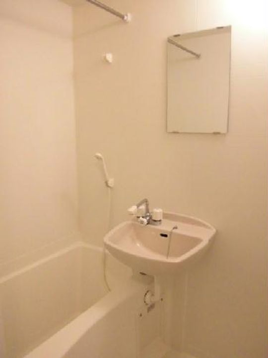 レオパレスアルエットの風呂