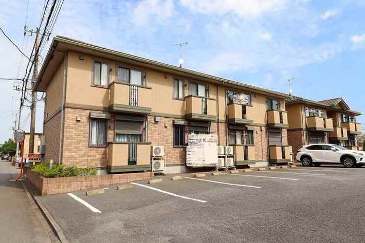 ルミエールA棟の外観