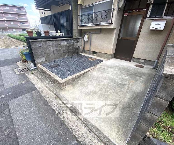 京都府京都市右京区太秦安井池田町(一戸建)の賃貸物件の地図