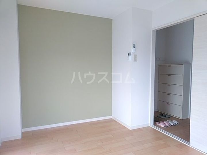 ドリームマンションの玄関