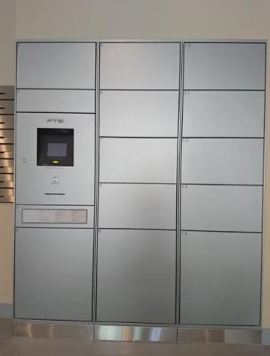 CASA EST CORTA CASA EST CORTAの内装