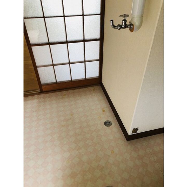 STハイツ中の橋の内装