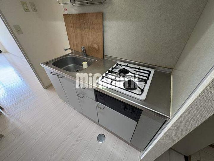 マルベリーフィルド Bのキッチン