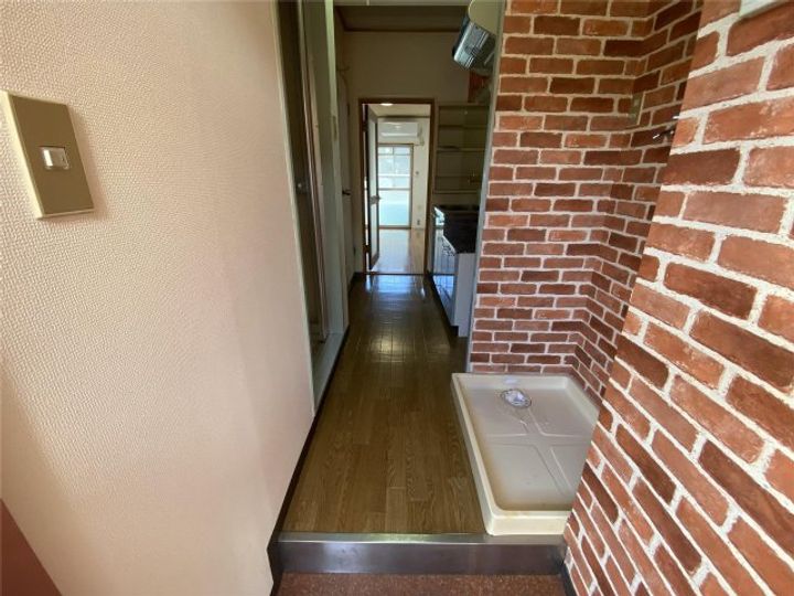 平和マンション上杉の玄関