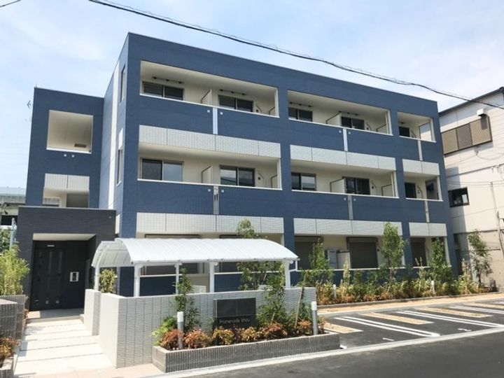 プロムナード石津の外観