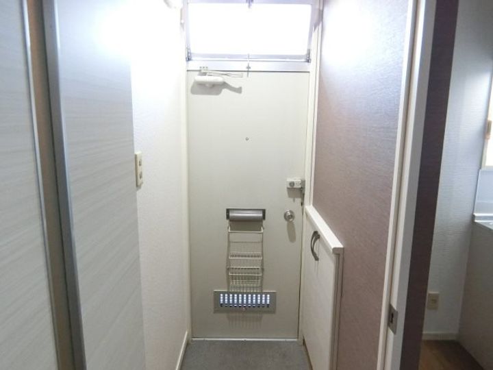 サンヒルズの玄関