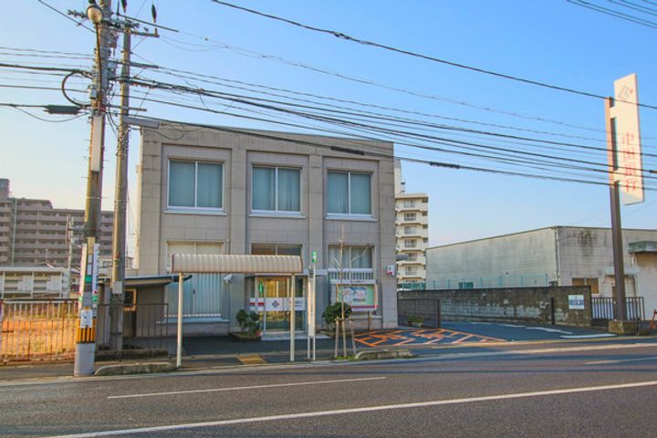 コーポ本郷の周辺
