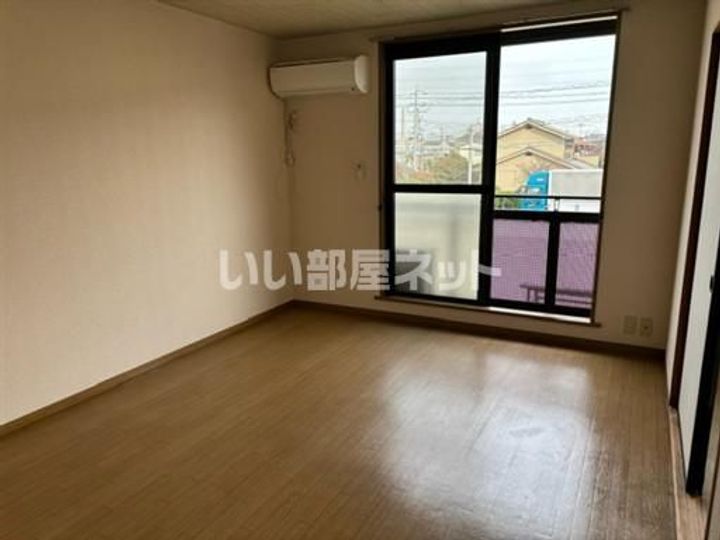 エスポワール曙ABの居間