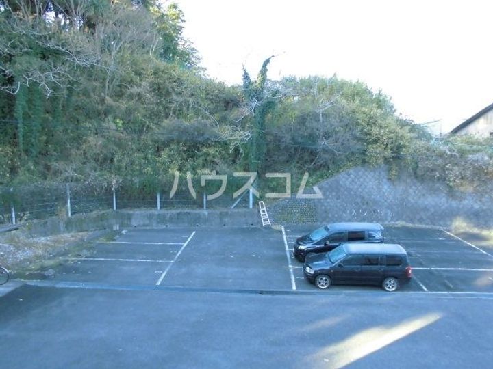 パレス岡出山の地図