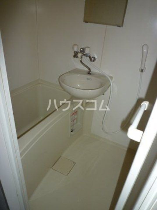 パレス岡出山の風呂