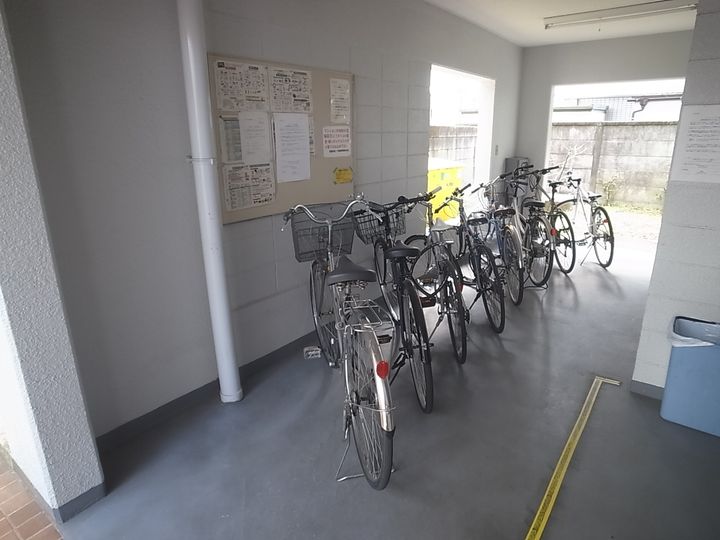 スターハイツ八幡山の地図