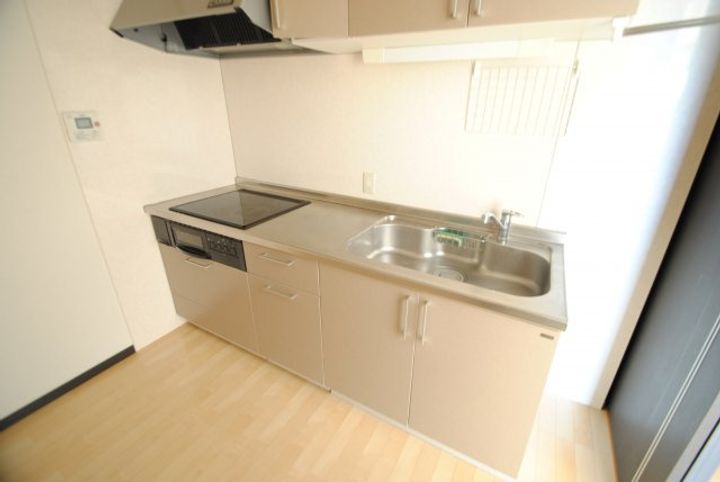 アーニスト国分のキッチン