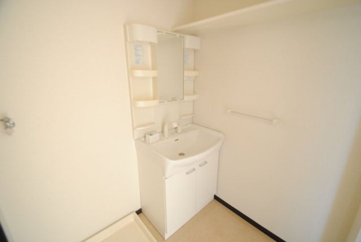 アーニスト国分の内装