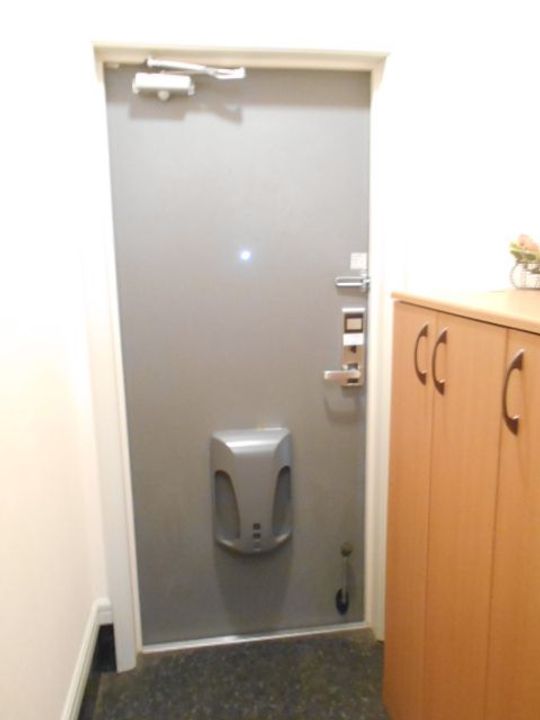 グランシャリオ ZAMAの玄関