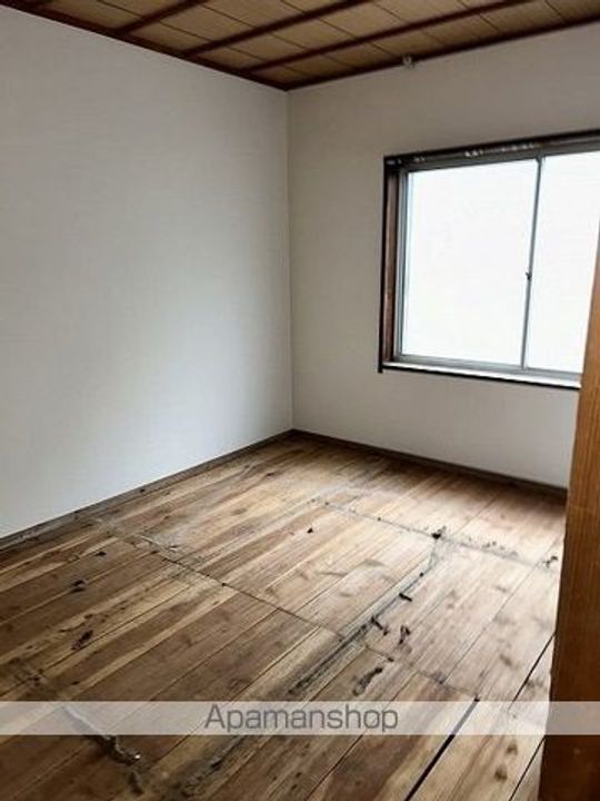 メゾン山光の居間