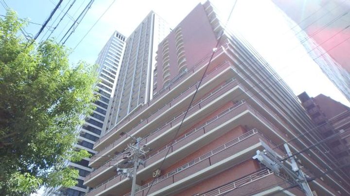 インペリアル堂島の外観