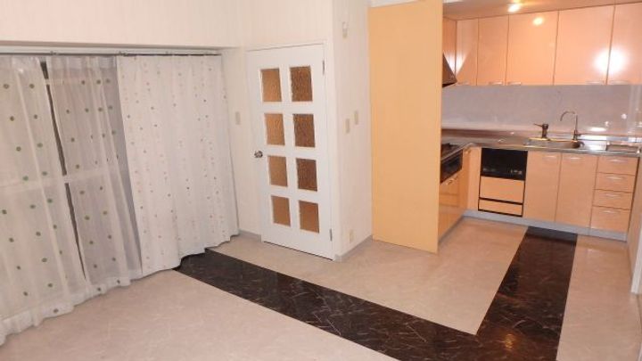 インペリアル堂島の居間