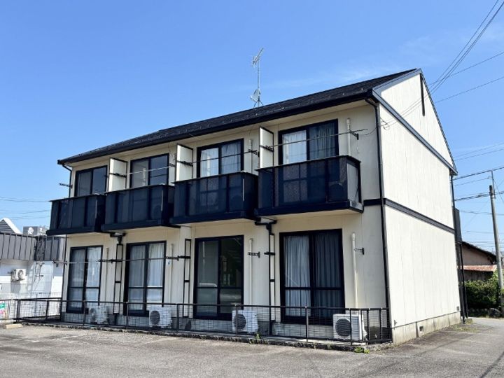 マルベリーフィルド Bの外観