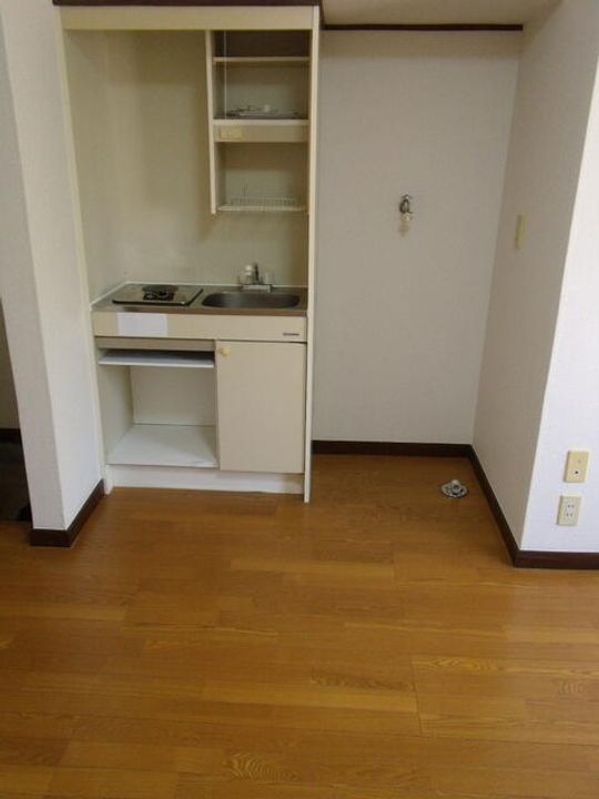 花井コーポの内装