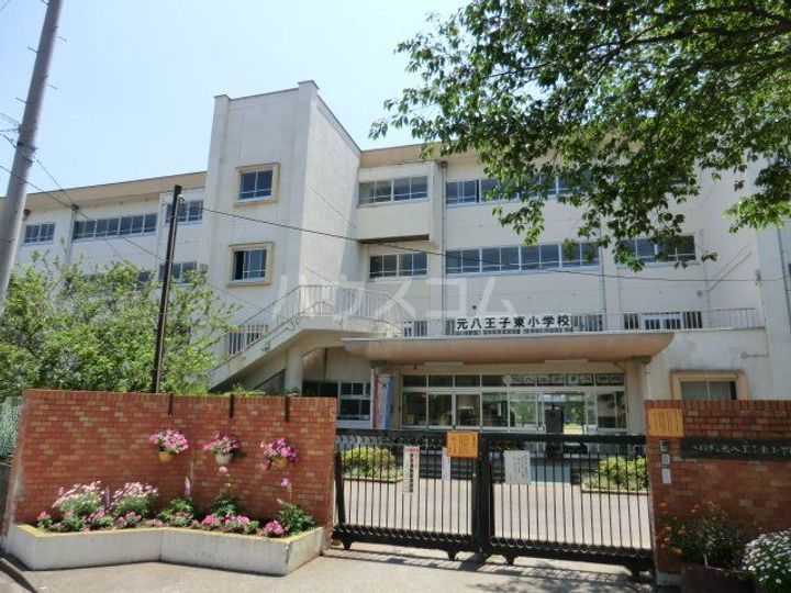 メゾン・フォンテIIIの周辺