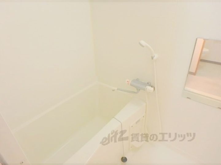 ジュネス四条烏丸の風呂