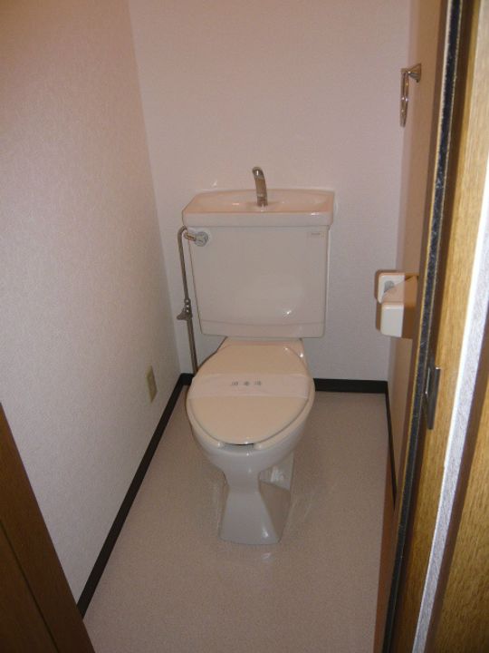 神奈川県藤沢市白旗4(アパート)の賃貸物件の内装