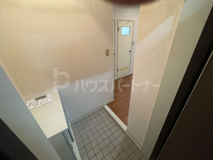 コーポコバヤシの玄関