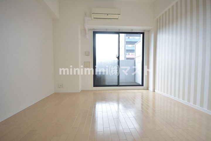 大阪府大阪市浪速区稲荷2(マンション)の賃貸物件の居間