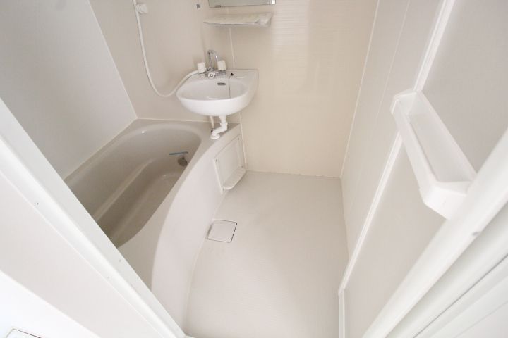 H&Y BLANCHEの風呂