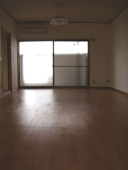 アーバンハウス交り江の居間