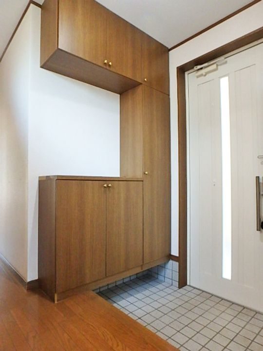 神奈川県横浜市鶴見区東寺尾5(一戸建)の賃貸物件の玄関