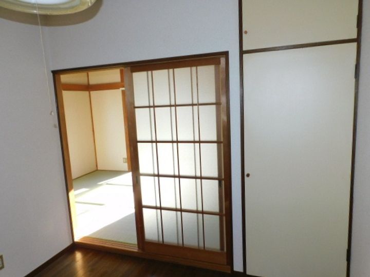 メゾン長坂の内装