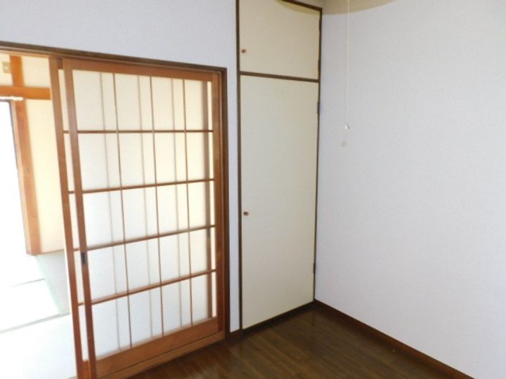 メゾン長坂の内装