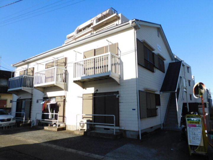 メゾン長坂の外観