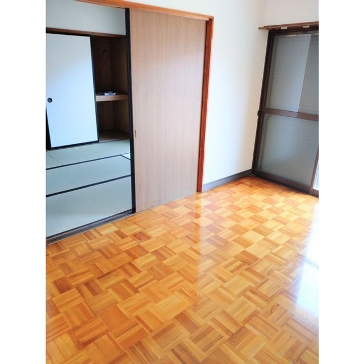 山梨県中央市東花輪(一戸建)の賃貸物件の居間