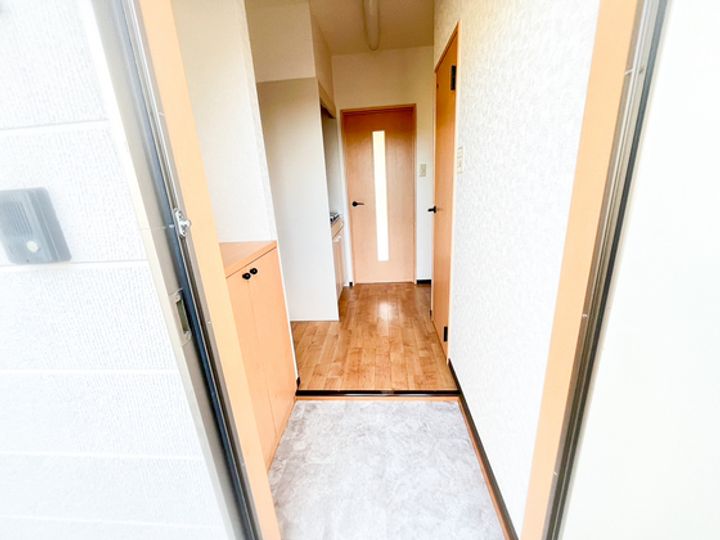 ボヌールの玄関