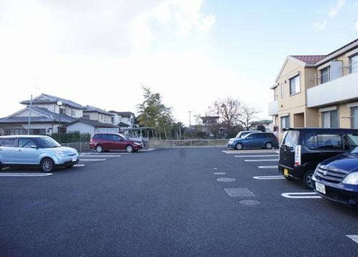 グランドール B棟の地図