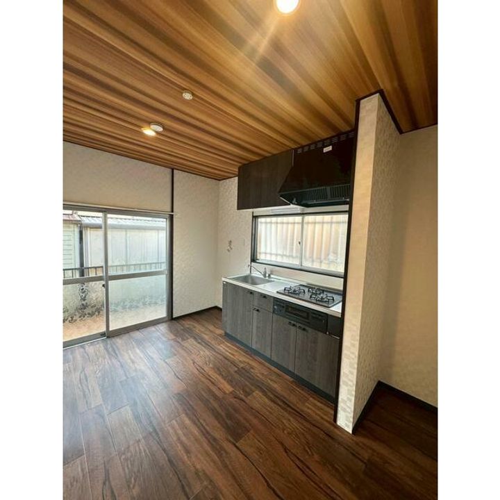 神奈川県厚木市山際(一戸建)の賃貸物件の居間