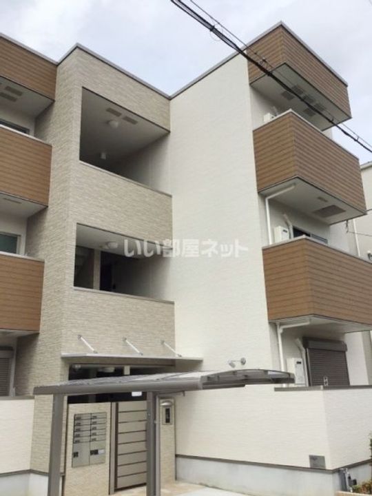 大阪府堺市西区鳳中町4(アパート)の賃貸物件の外観