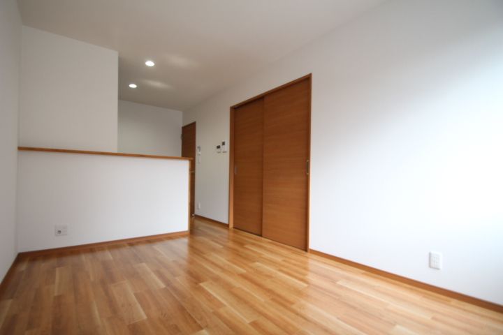 リバーサイド東畦 C棟の居間