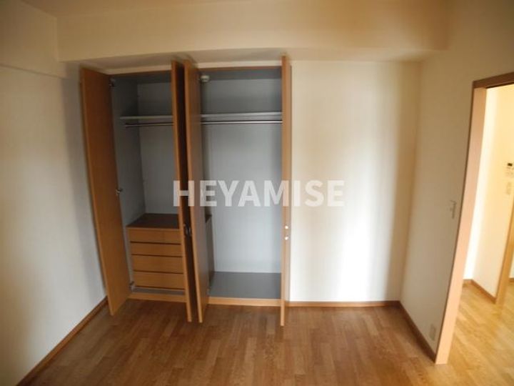 Lucas Isahayaの内装